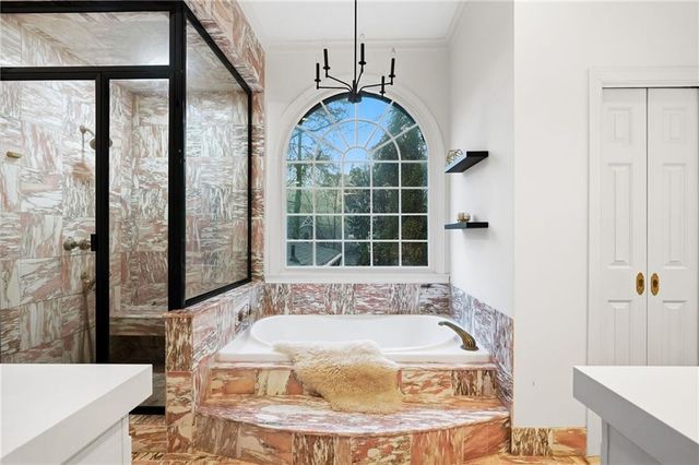 2525 Spalding Drive, Atlanta, GA 30350