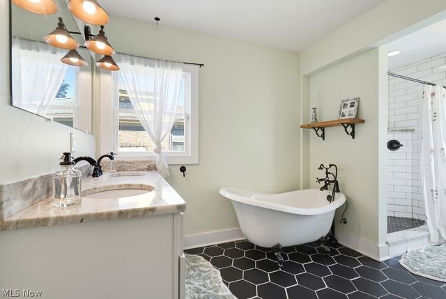16203 Lucille Avenue, Cleveland, OH 44111