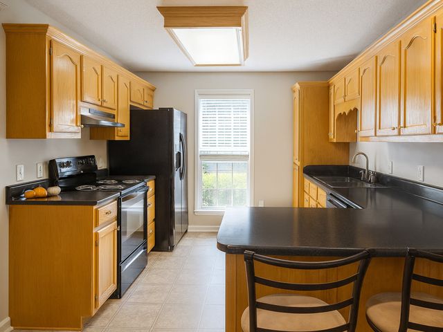 102 Woodside Ln, Lawrenceburg, TN 38464