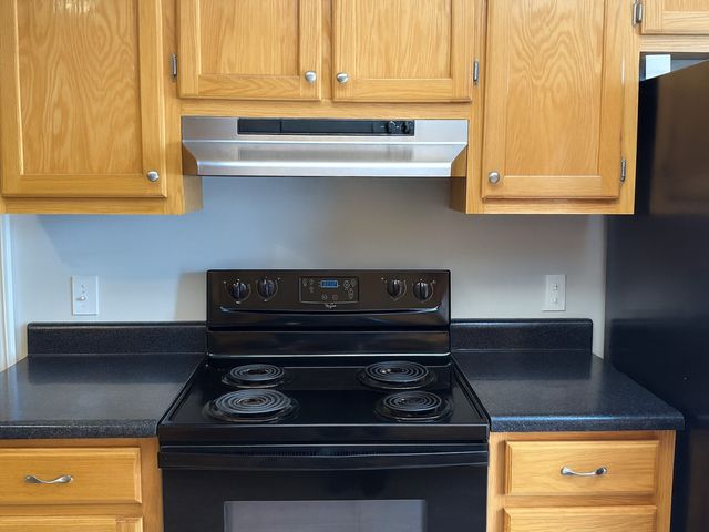 102 Woodside Ln, Lawrenceburg, TN 38464