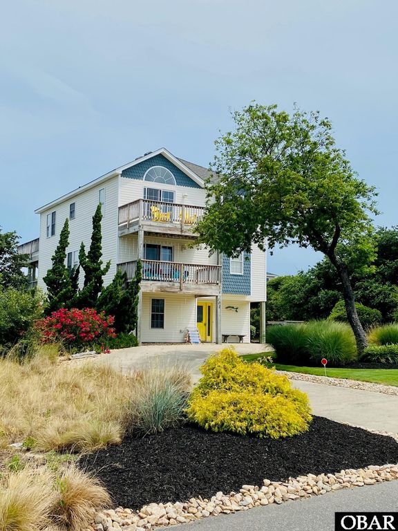 Image 35 of property listing at 102 E Widgeon Drive Lot 201, Duck, NC 27949