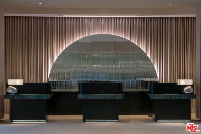 6250 Hollywood Boulevard 8M, Los Angeles, CA 90028