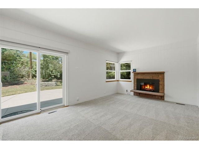 977 S Johnson St SE, Lakewood, CO 80226