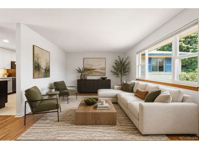 977 S Johnson St SE, Lakewood, CO 80226