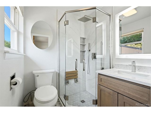 977 S Johnson St SE, Lakewood, CO 80226