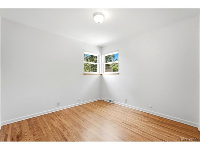 977 S Johnson St SE, Lakewood, CO 80226
