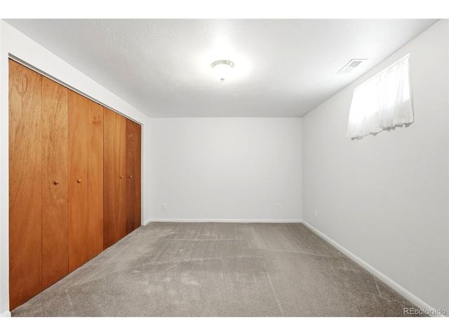 977 S Johnson St SE, Lakewood, CO 80226