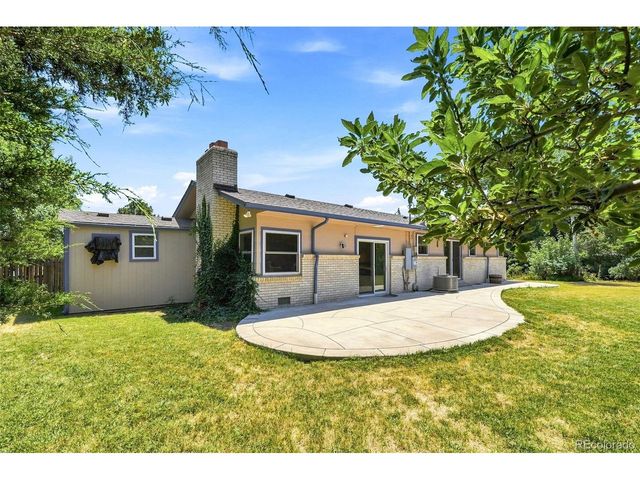 977 S Johnson St SE, Lakewood, CO 80226