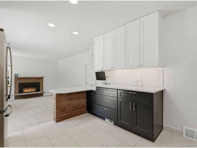 977 S Johnson St SE, Lakewood, CO 80226