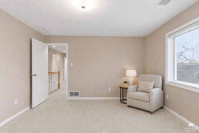 2020 Rockhill Circle, Manhattan, KS 66502