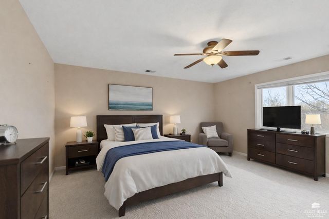 2020 Rockhill Circle, Manhattan, KS 66502