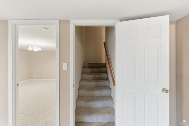 2020 Rockhill Circle, Manhattan, KS 66502