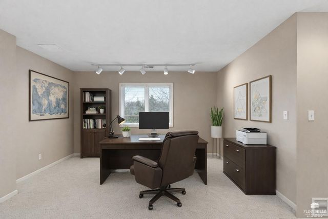 2020 Rockhill Circle, Manhattan, KS 66502