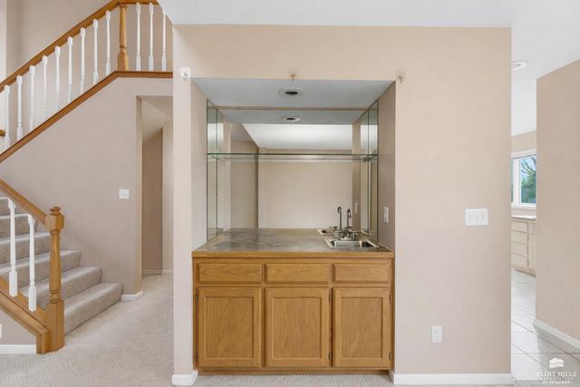 2020 Rockhill Circle, Manhattan, KS 66502