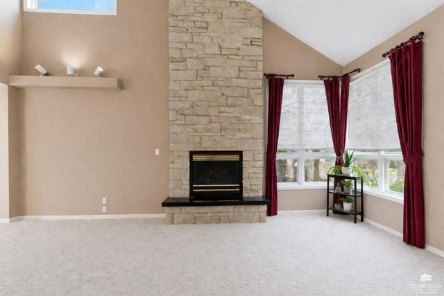 2020 Rockhill Circle, Manhattan, KS 66502