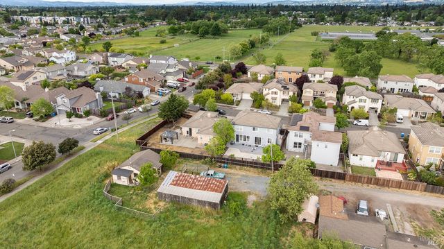 2803 Dutton Mdw, Santa Rosa, CA 95407