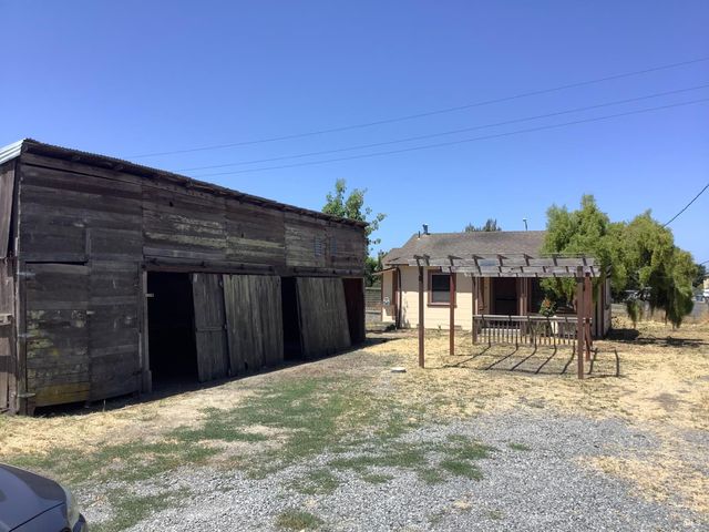 2803 Dutton Mdw, Santa Rosa, CA 95407