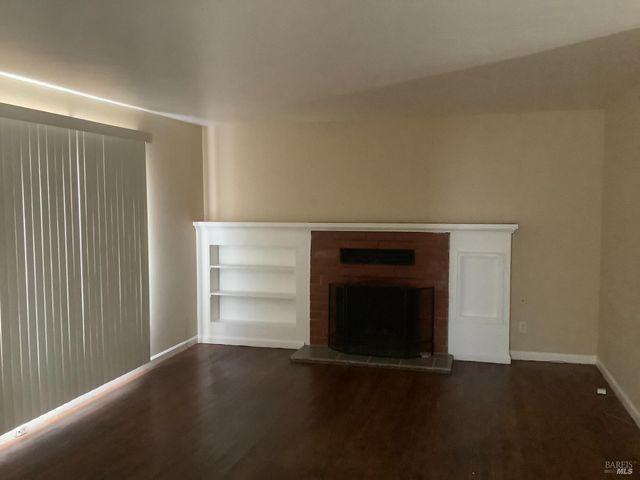 2803 Dutton Mdw, Santa Rosa, CA 95407