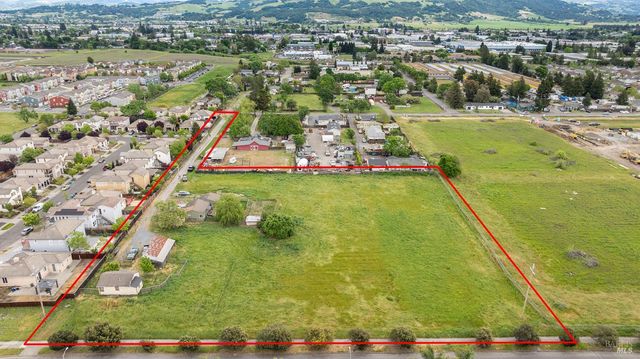 2803 Dutton Mdw, Santa Rosa, CA 95407