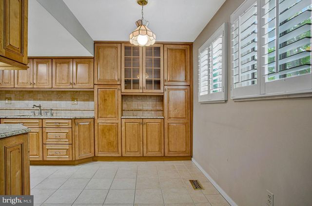 5632 THICKET LN, Columbia, MD 21044