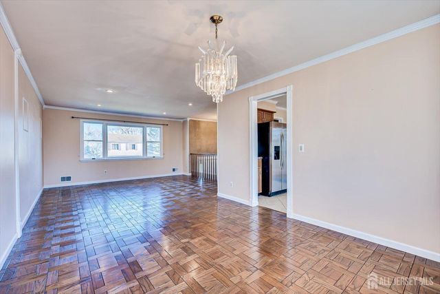 22 Oloughlin Drive, South Plainfield, NJ 07080