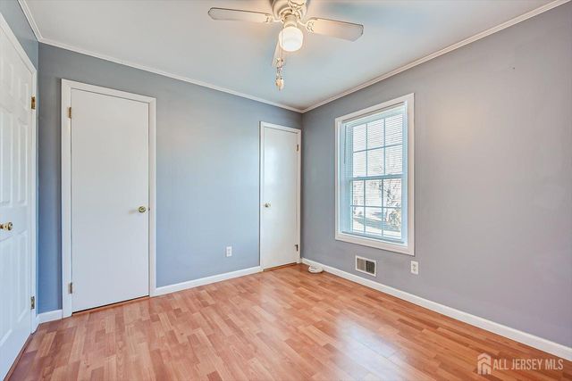 22 Oloughlin Drive, South Plainfield, NJ 07080