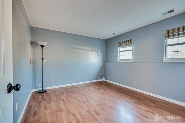 22 Oloughlin Drive, South Plainfield, NJ 07080