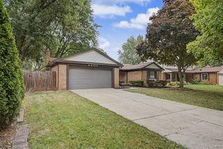 44150 S Umberland Circle, Canton Charter Township, MI 48187