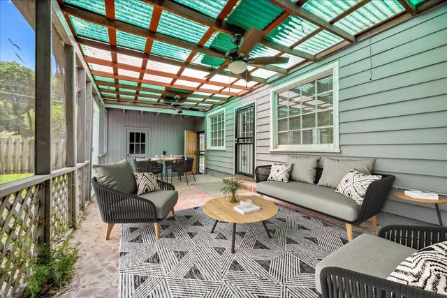 3725 SPOTTSWOOD AVE, Memphis, TN 38111