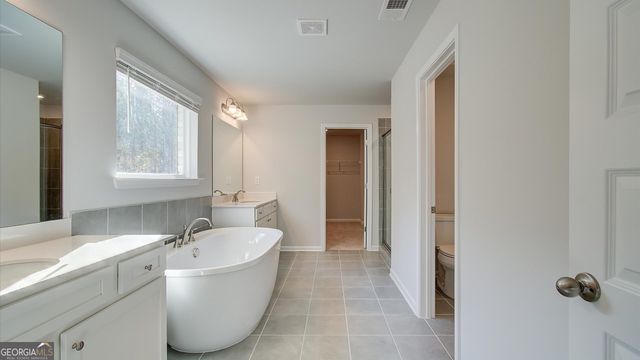 620 Continental Drive, Mcdonough, GA 30253