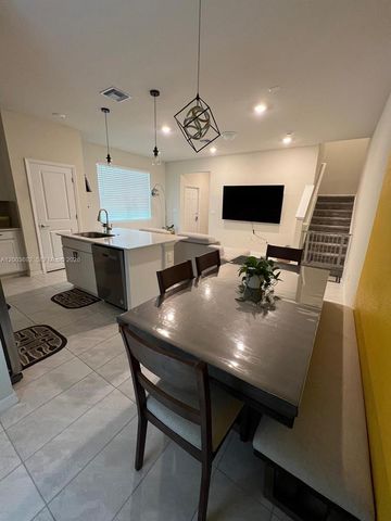 3235 Watercress DR, Lauderdale Lakes, FL 33311