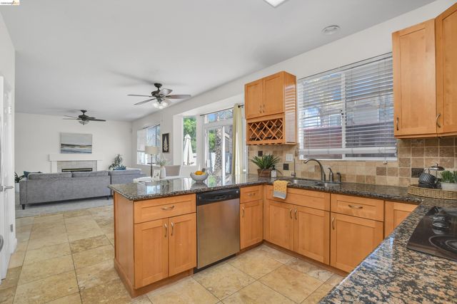 2459 Del Mar Ct, Discovery Bay, CA 94505