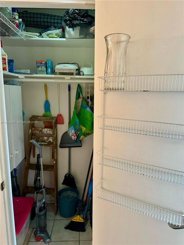 15600 NE 6th Ave 34A, Miami, FL 33162