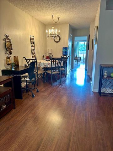 15600 NE 6th Ave 34A, Miami, FL 33162