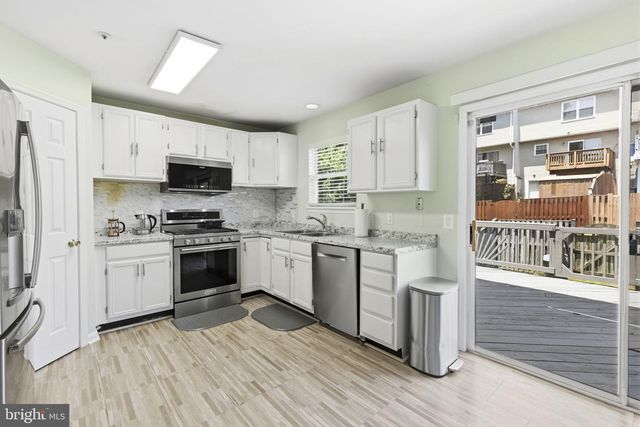 22 ARROWOOD CT, Baltimore, MD 21237