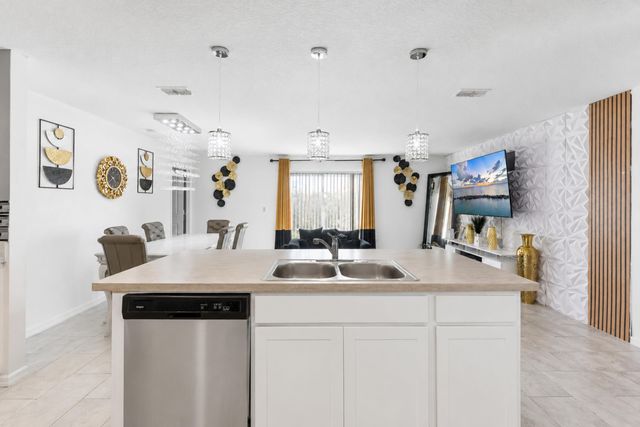 1122 SW Del Rio Boulevard, Port St. Lucie, Port St Lucie, FL 34953
