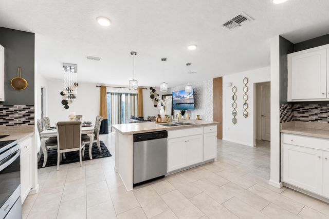 1122 SW Del Rio Boulevard, Port St. Lucie, Port St Lucie, FL 34953
