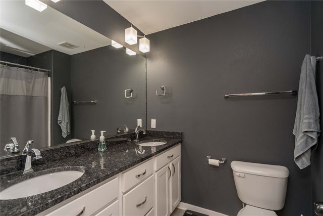 3548 E Highview Drive, Des Moines, IA 50320