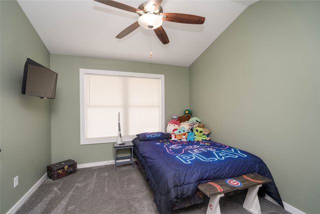 3548 E Highview Drive, Des Moines, IA 50320