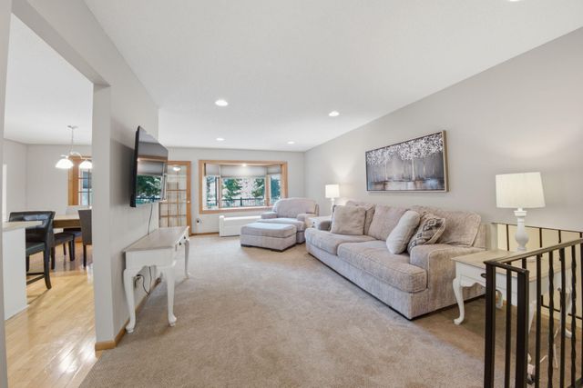 7801 119th Avenue N, Champlin, MN 55316
