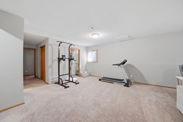 7801 119th Avenue N, Champlin, MN 55316