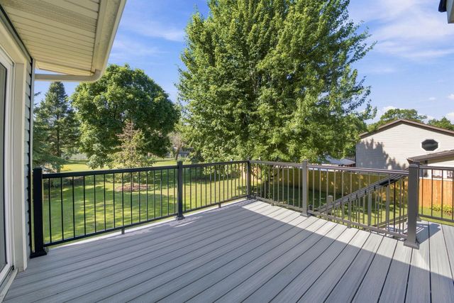 7801 119th Avenue N, Champlin, MN 55316