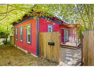 1963 VILLARD St, Eugene, OR 97403