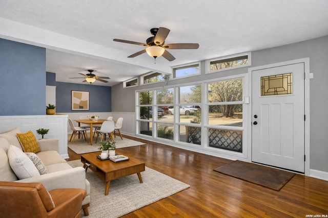 106 Bella Vista Drive, San Antonio, TX 78228