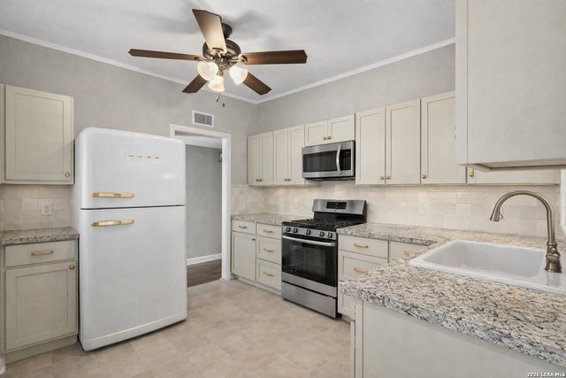 106 Bella Vista Drive, San Antonio, TX 78228