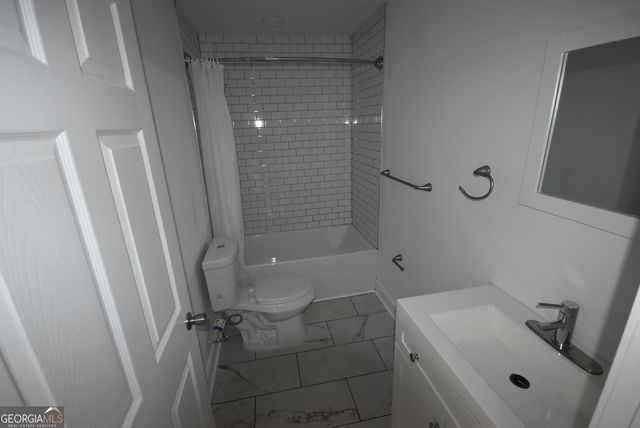 1222 E Forrest Avenue, East Point, GA 30344