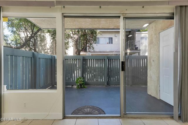 5700 Etiwanda Avenue 113, Tarzana, CA 91356