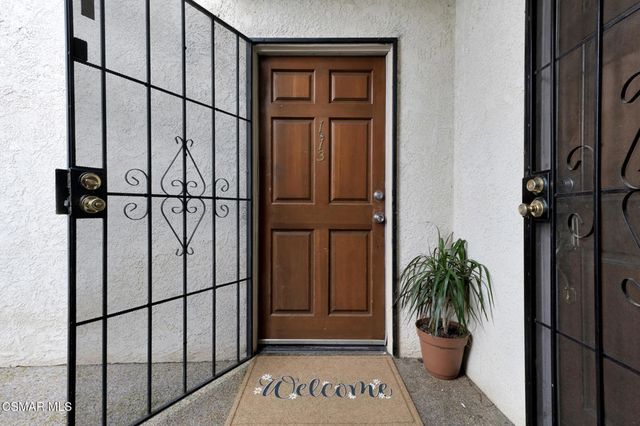 5700 Etiwanda Avenue 113, Tarzana, CA 91356