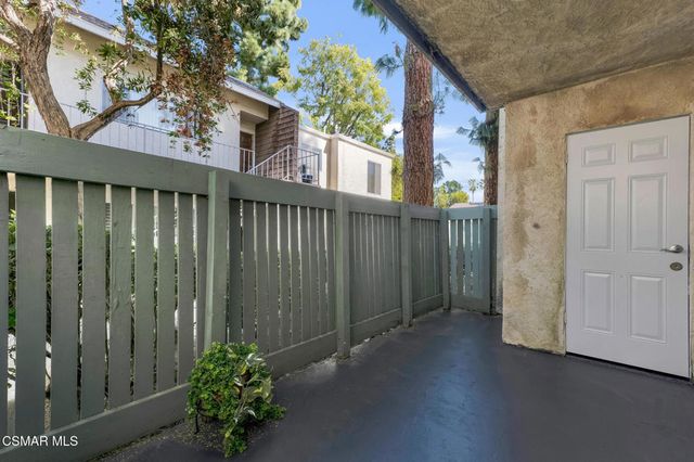 5700 Etiwanda Avenue 113, Tarzana, CA 91356