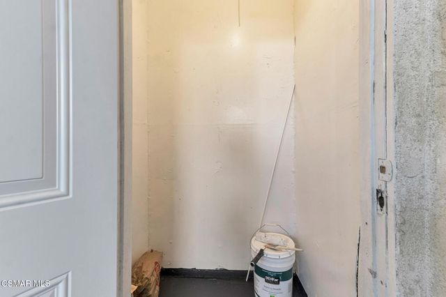 5700 Etiwanda Avenue 113, Tarzana, CA 91356